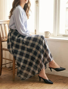 シフォンチェックスカート