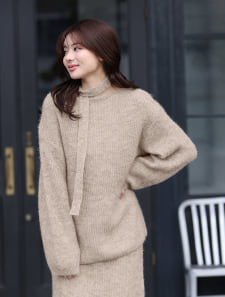 【タイ付き】ニットセットアップ