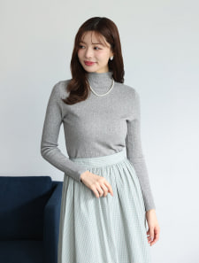 ランダムリブハイネックニット