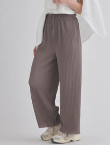 裾メローリブパンツ