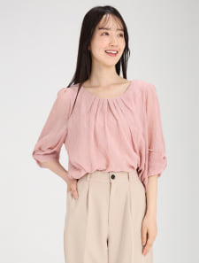 ウェーブフリルシアーブラウス