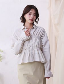 シャーリングフリルシャツブラウス