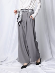 【U150サイズあり】スカーフ付きタックワイドパンツ