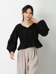 ナチュラルラインブラウス