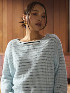 透かしニットプルオーバー