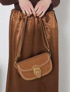 メタルカバーショルダーバッグ