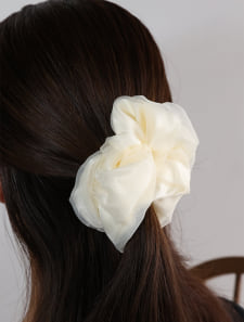 レイヤードテクスチャーシュシュ