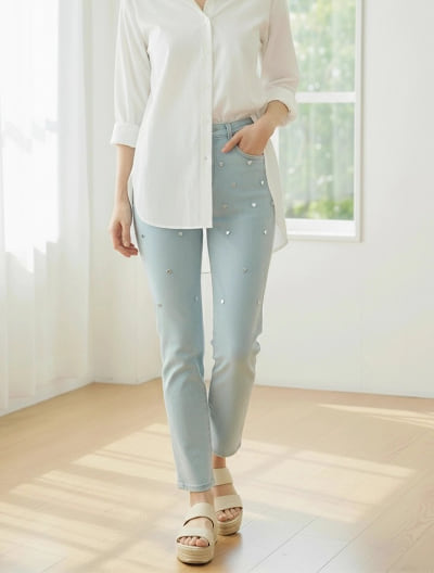 スタッズ付デニム