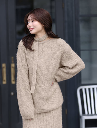 【タイ付き】ニットセットアップ