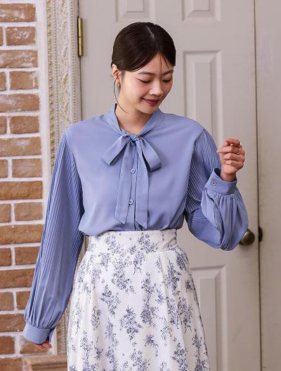 袖プリーツボウタイブラウス