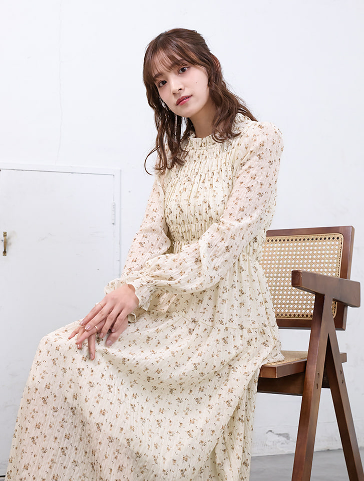 シャーリングトップワンピース