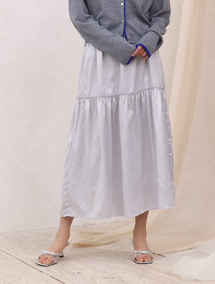 箔プリントフレアスカート