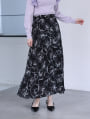 【U150サイズあり】フラワープリントフレアロングスカート