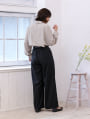 タックワイドパンツ
