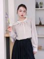 キーネック配色リボンブラウス