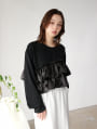 アシンメトリーフリルプルオーバー