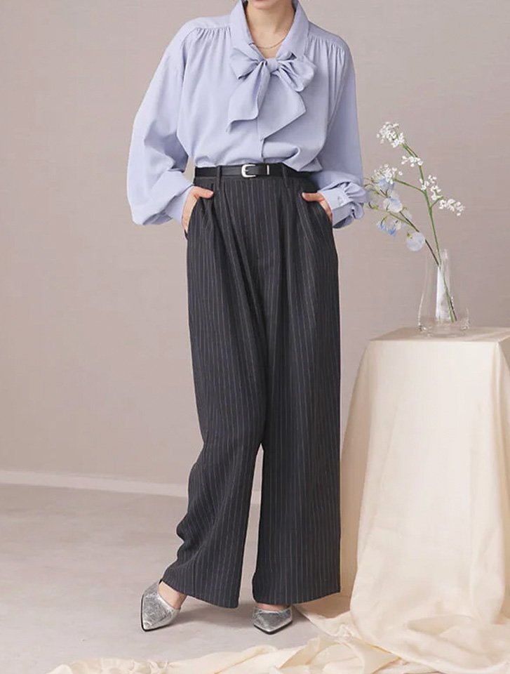 【SETUP対応】ツータックワイドパンツ。落ち感のある素材で「高見え」する、春のレディース・オフィスカジュアル